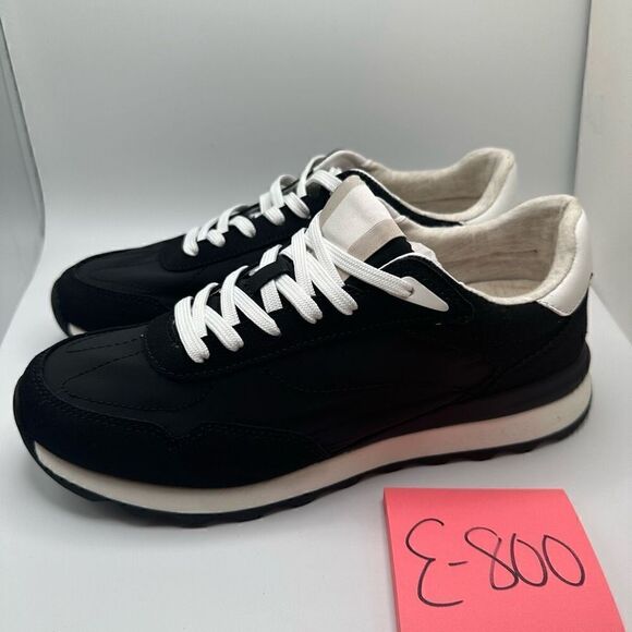 CUSHIONAIRE Women's lace up Nylon Sneaker +Comfort Foam 8 BLACK - Picture 3 of 7